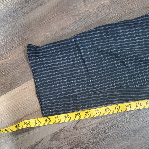 Sundance Black and Gray Trousers Straight-Leg Elegance - Picture 4 of 9